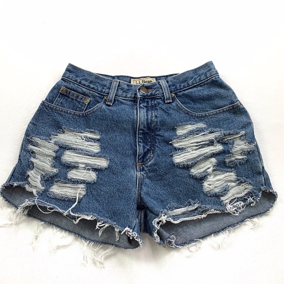 TOMMY HILFIGER Cutoffs/ Waist 27-28/ Vintage Jeans